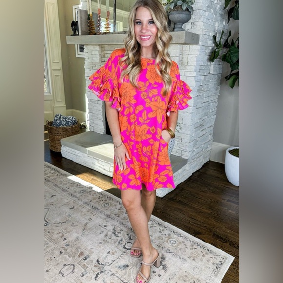 NWT! Beautiful Boutique Floral Ruffle Sleeve Dress - Pink and Orange! 💕 - Picture 2 of 8